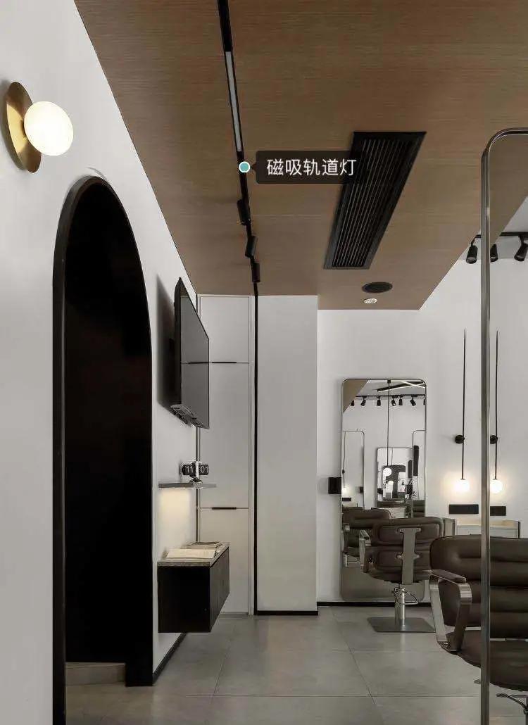 刷屏的尾款人，你对磁吸轨道灯的魅力一无所知