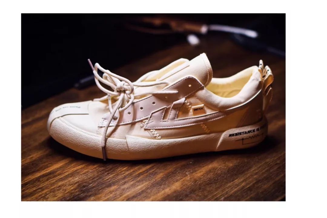 你脚下的鞋，有毒