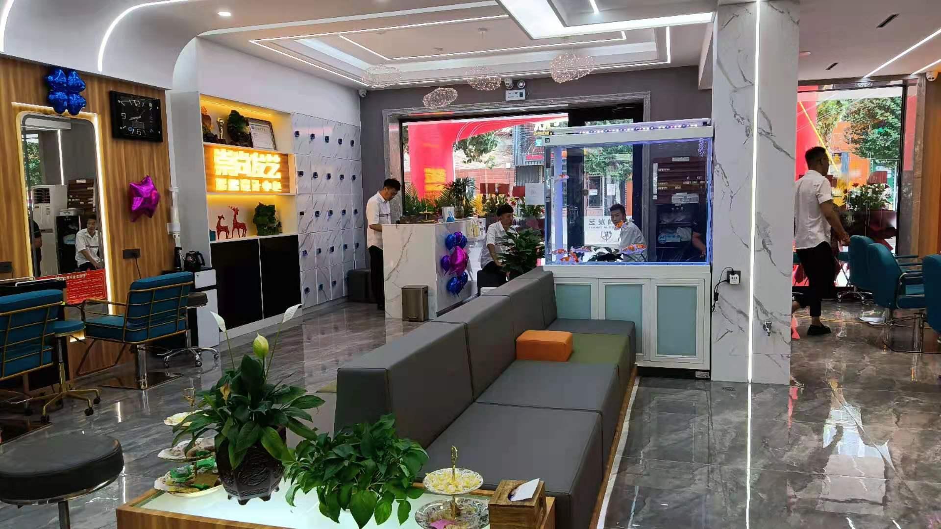 崇尚发艺美发厅,打卡美发店达人