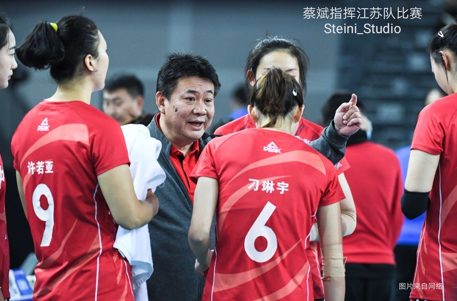 郎平评价二队表现,队员对郎平的看法