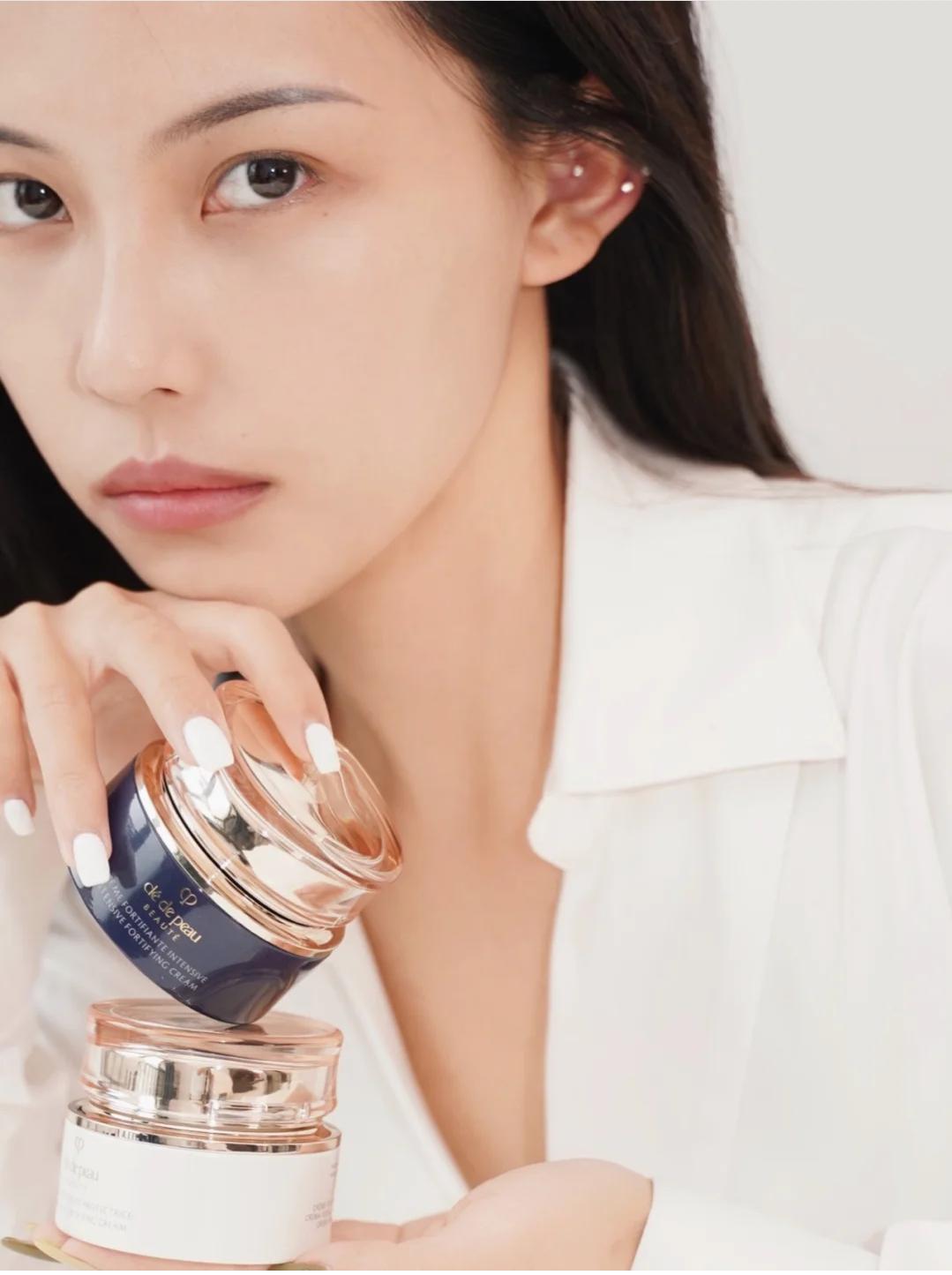 适合40岁抗衰老面霜推荐国货,适合干性皮肤的抗老面霜