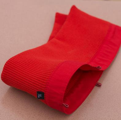 如何预防羽绒服袖子磨损,怎样防止翻领羽绒服领子脏