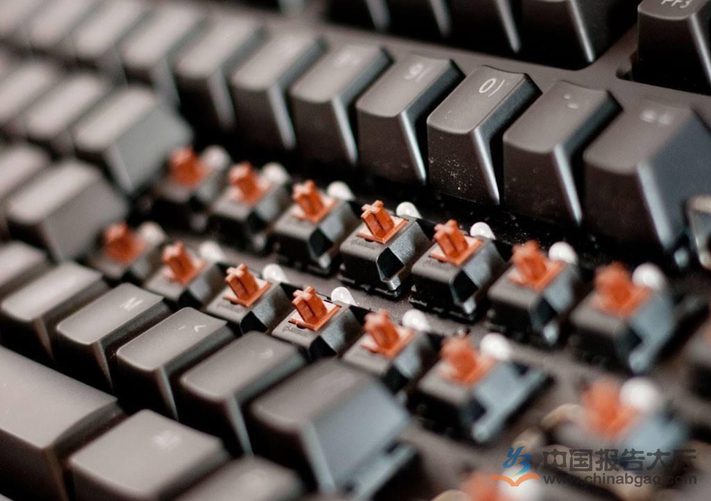 没有那么硬的机械键盘,悬浮式机械键盘好吗