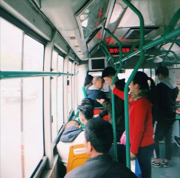 用手机就能拍出胶片照的app,有胶片感的手机拍照app