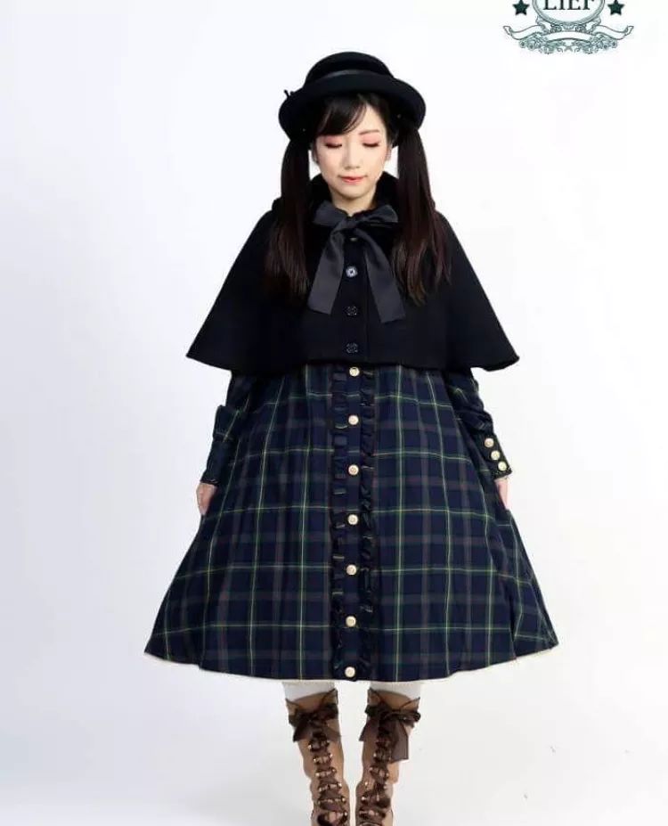 黑色洛丽塔洋装,藕粉色洛丽塔洋装