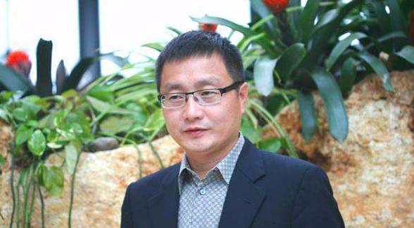 曾经摆过地摊的富豪们,曾经摆过地摊的明星有哪些