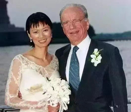 邓文迪离婚案,邓文迪当年离婚获得多少财产