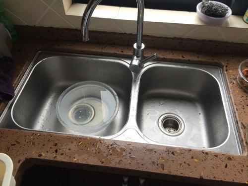 厨房水槽怎么选更容易清洁,厨房水槽怎么选比较好