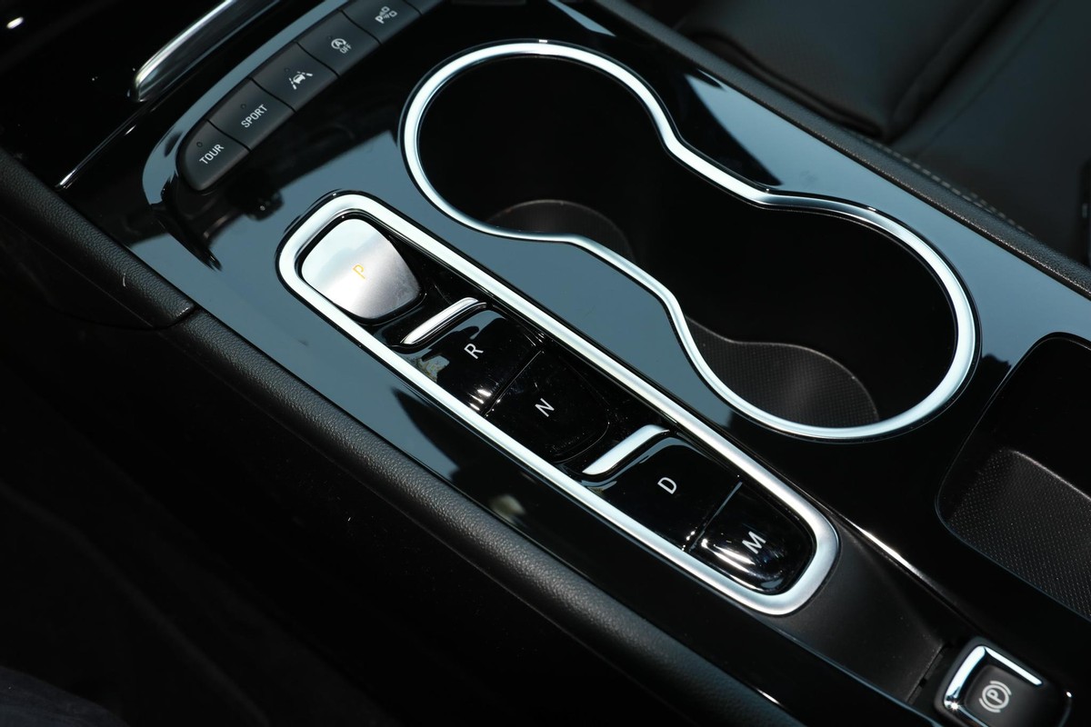 都说美系车油耗高,都说2021款君威油耗高能买吗