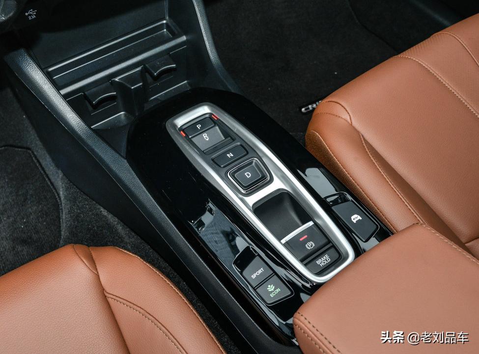 广汽本田凌派锐·混动车型,百公里油耗低至4升,既经济又实惠