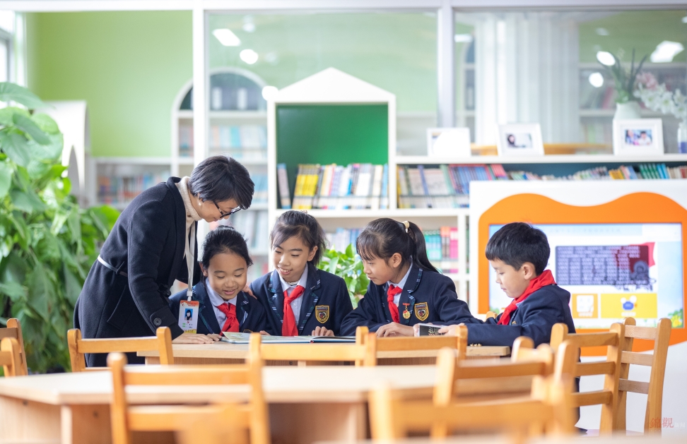 家门口的好老师,家门口的好老师素材