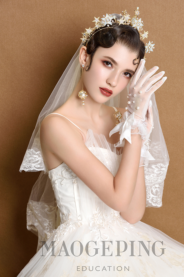 新娘妆培训一般学费多少,学新娘妆培训需要多久