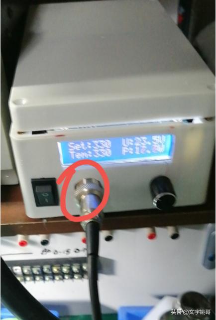 还在玩T12吗?快来看看用WY710高频烙铁主板组装台高性能高频烙铁