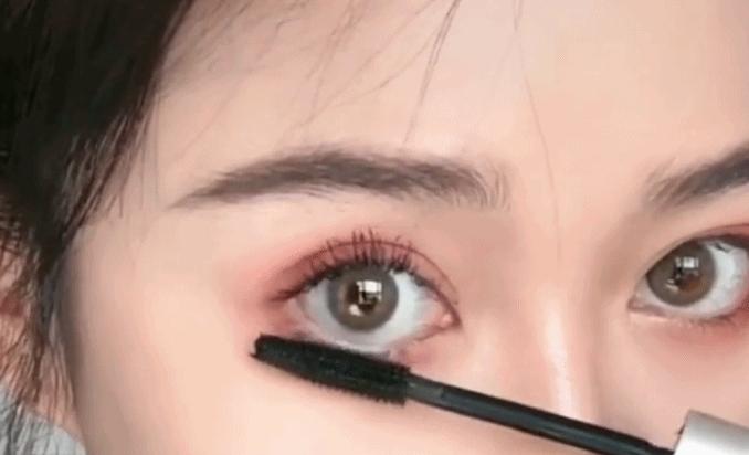 薇娅睫毛膏防水纤长卷翘加密加长,薇娅2019业绩