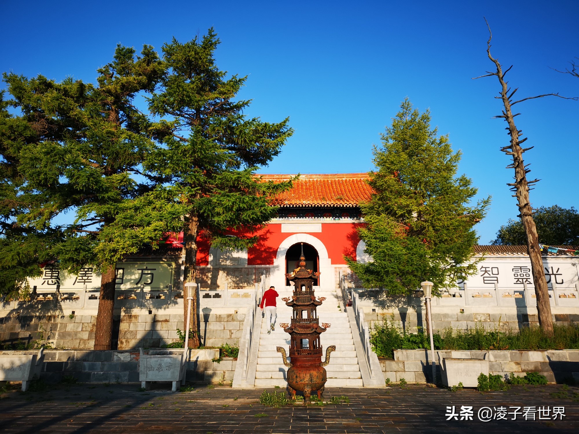 逃离北京40度高温,房山享受22度清凉,看银狐,逛古街吃铁锅炖