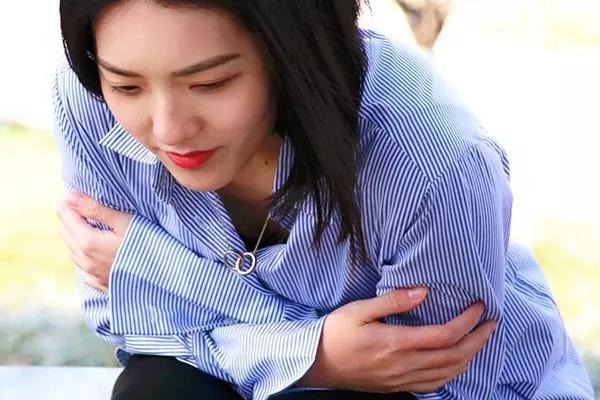 女性内衣裤还必须天天换吗,女性长期不换内裤什么后果