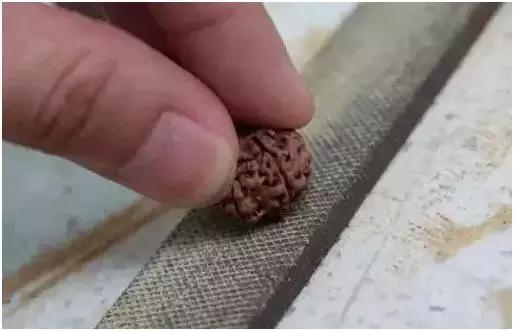 无齿金刚菩提子打磨视频,藏式无齿金刚