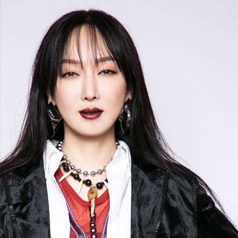 萨顶顶重新爆红,为什么萨顶顶能成为国家级歌手