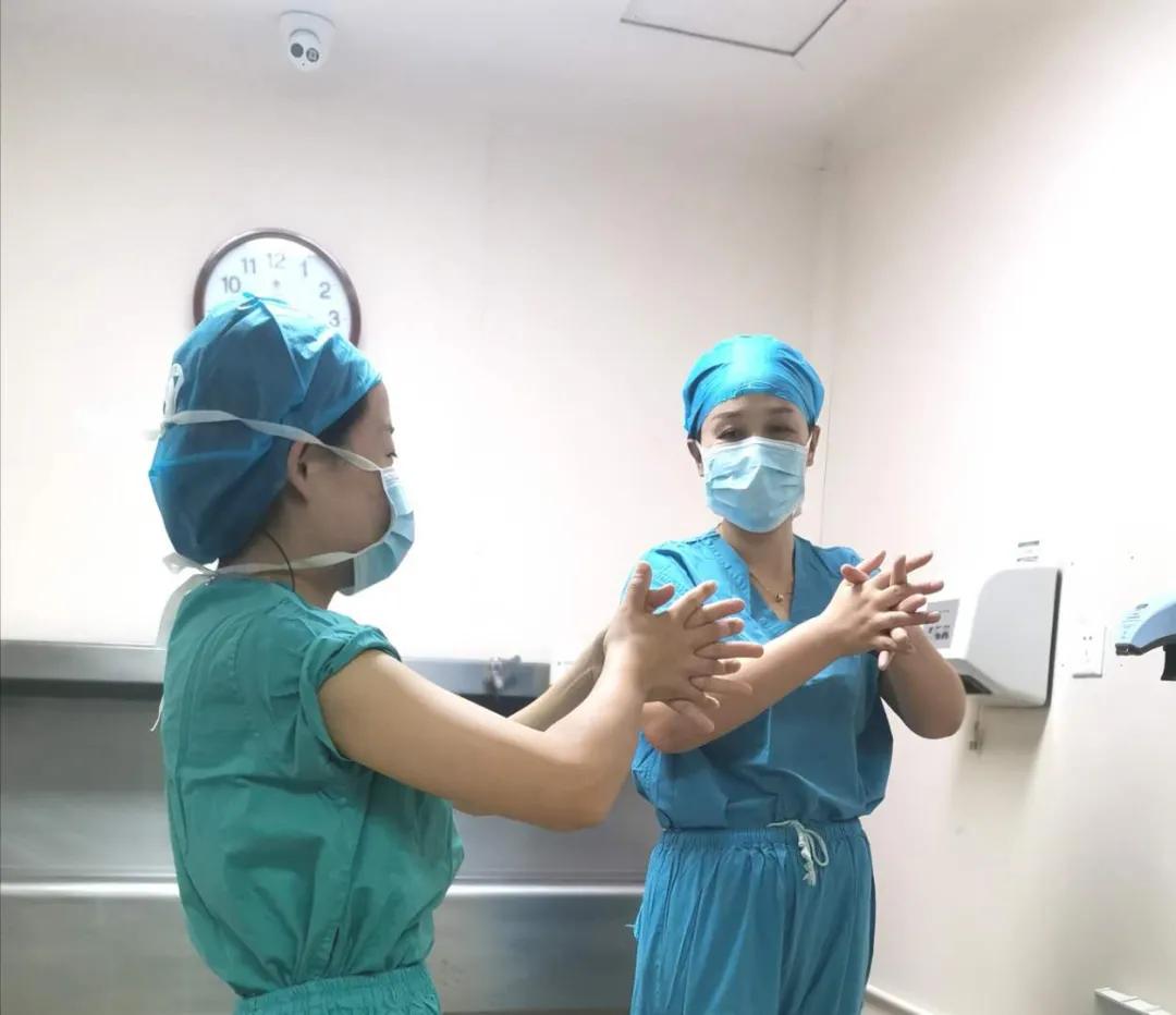 手术室的工作让我体会生命的什么,手术室本身就是一个无菌的环境