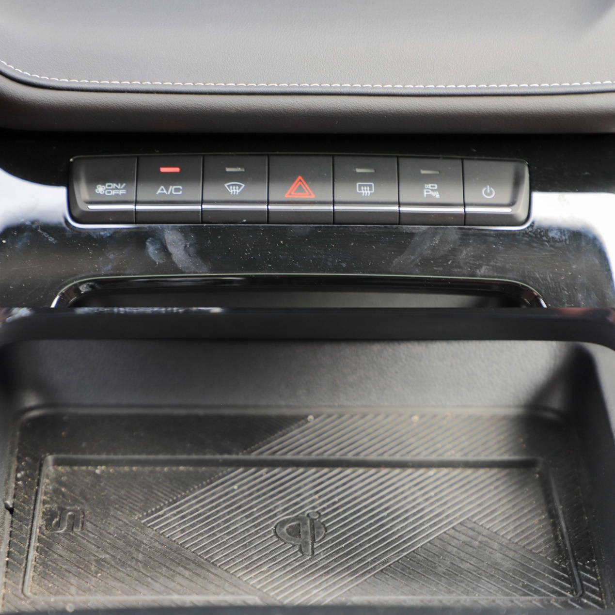 国民神车第三代哈弗h6亮点全解析,空间大动力强更省油第三代哈弗h6