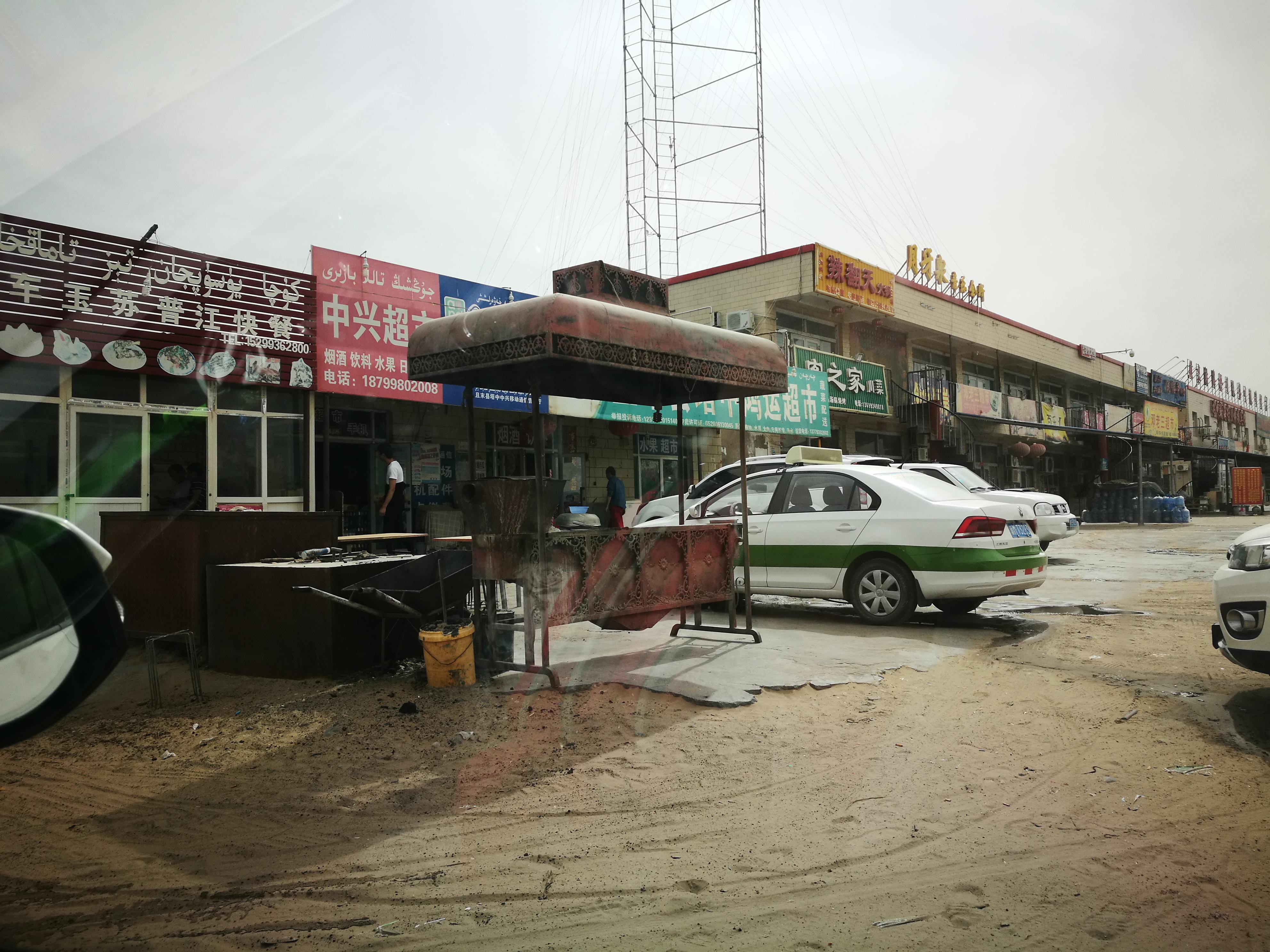 13000公里新手独驾*疆新**第23天——穿越塔克拉玛干沙漠，遭遇陷车