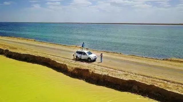 青海与新疆哪个省风景好,青海和新疆景色