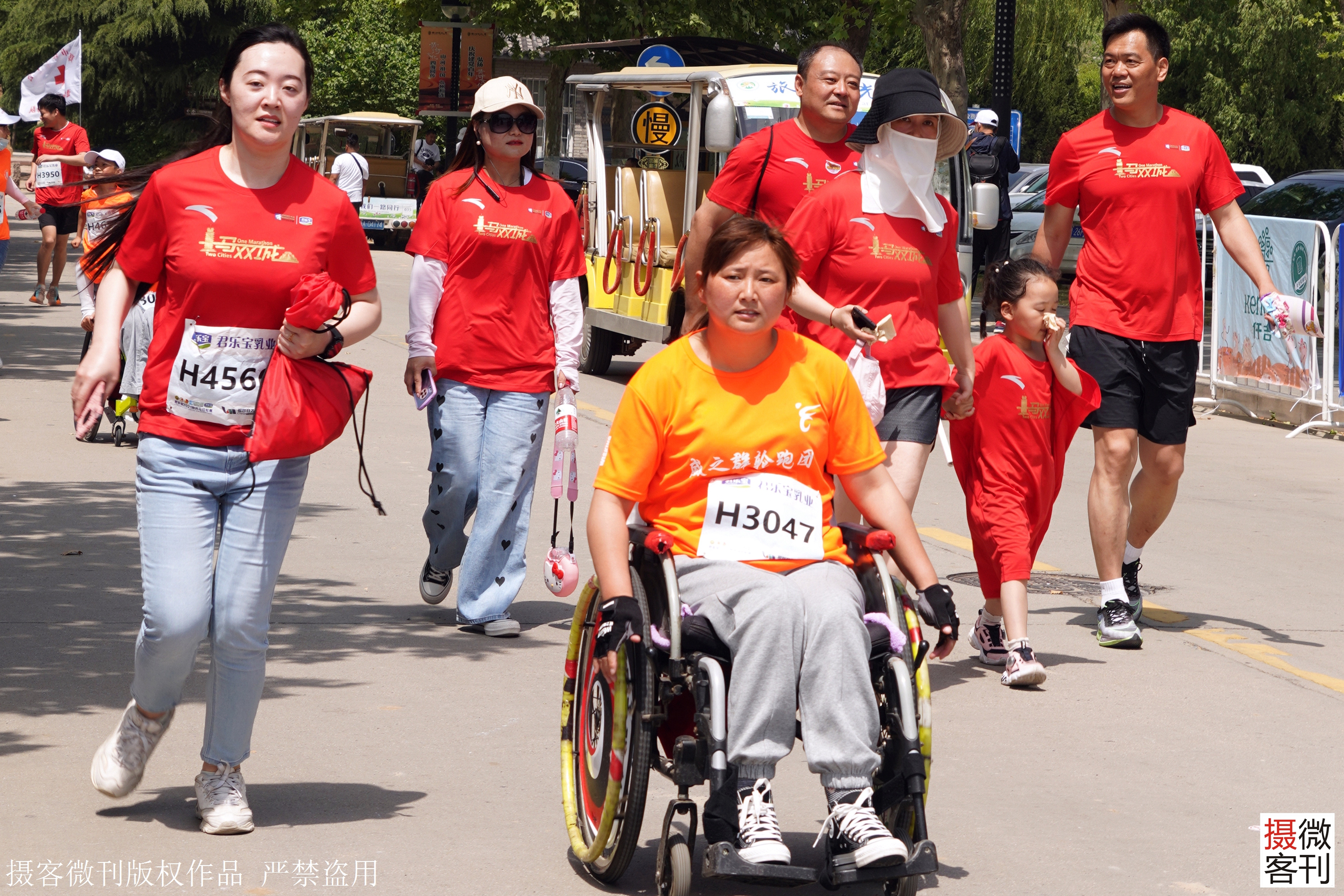 母亲节跑友,母亲节用脚步丈量爱意