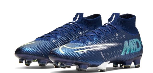 彪马足球鞋和耐克足球鞋哪个好,耐克足球鞋鬼牌系列足球鞋