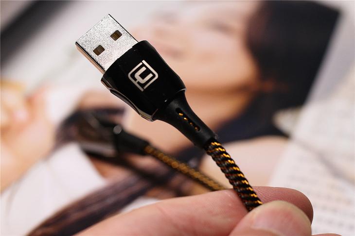 抖音爆火磁吸数据线有用吗?卡斐乐磁吸数据线方便盲插快速充电