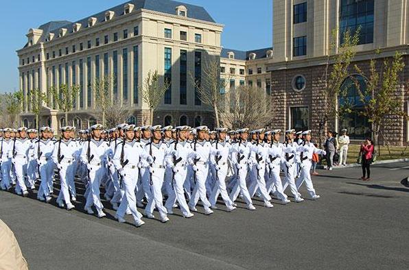 有哪些军校分数低毕业又是铁饭碗,十大军校铁饭碗