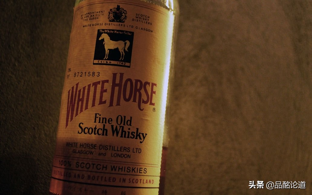 顺风威士忌新版和旧版,老版红牌威士忌