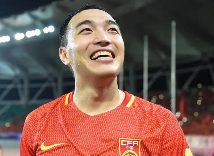 前国脚郜林出售广州豪宅,国足郑智豪宅