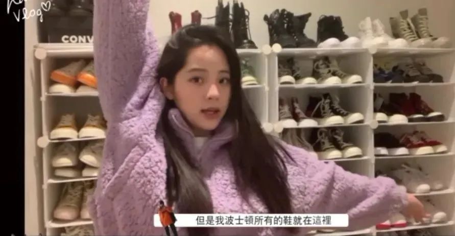 今年流行的帆布鞋长什么样子,今年流行的帆布鞋花纹