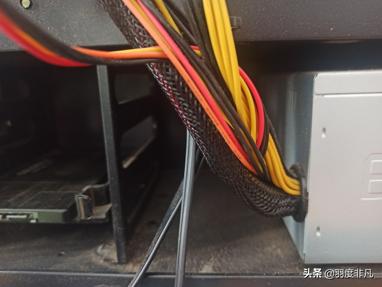 双机械硬盘怎么安装,台式机2.5寸机械硬盘安装图解