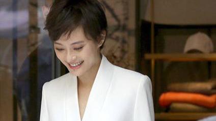 论40岁的孙俪多迷人,孙俪微博上说她保持年轻的秘诀