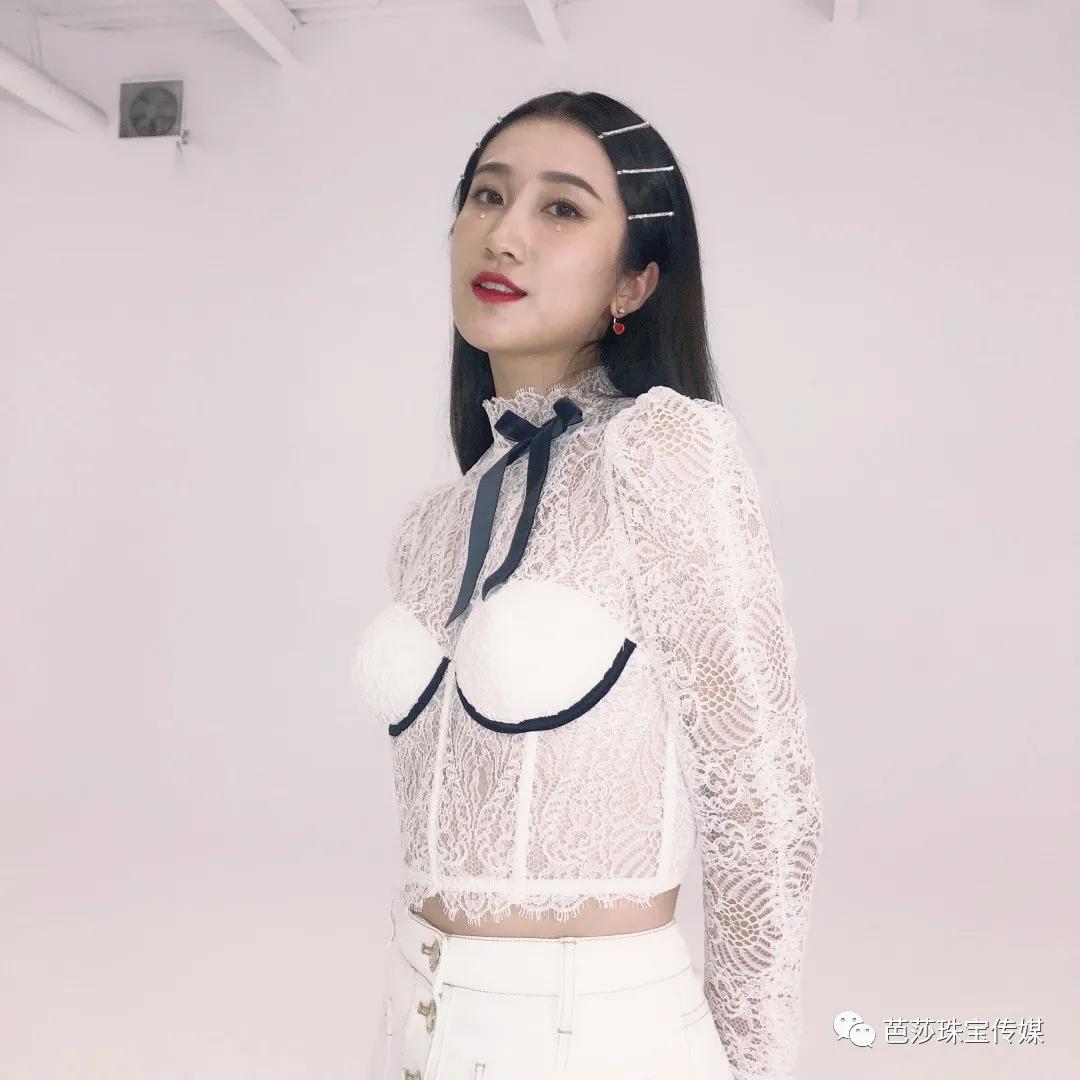 想伪装成专业又时髦的“芭珠编辑”吗？私藏书单首次公开