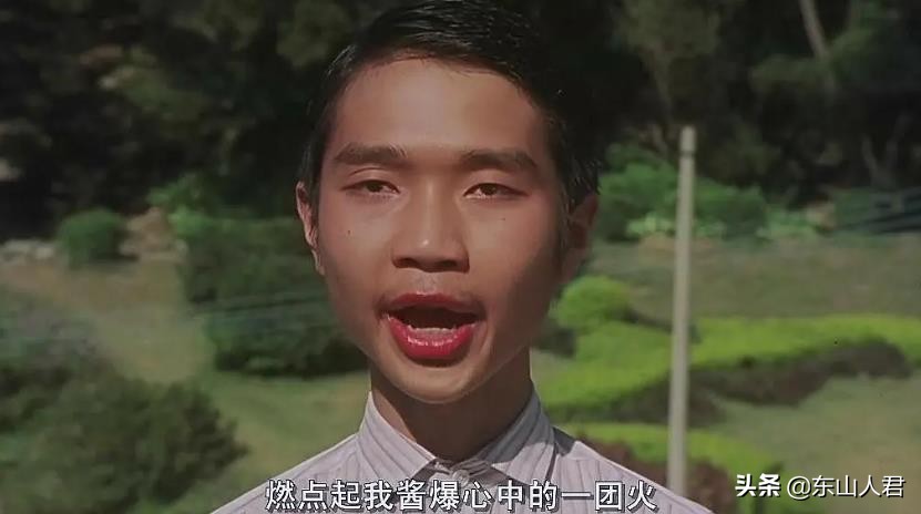 赵薇帮周星驰剃光头,赵薇少林足球剃头了吗