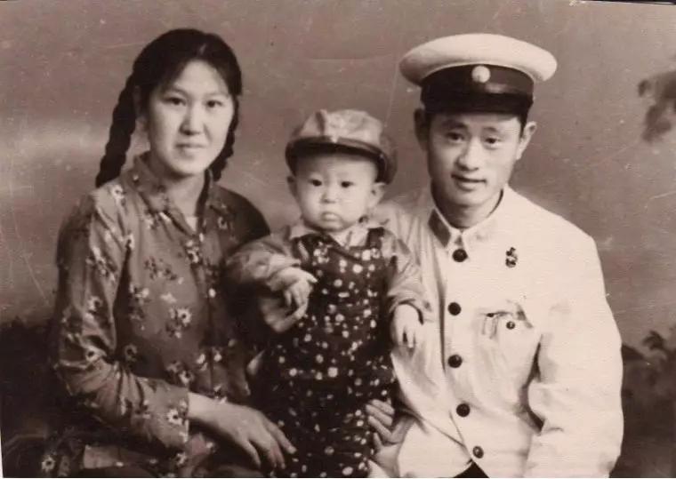 民警老爸抓逃犯,警察爸爸抓逃犯儿子