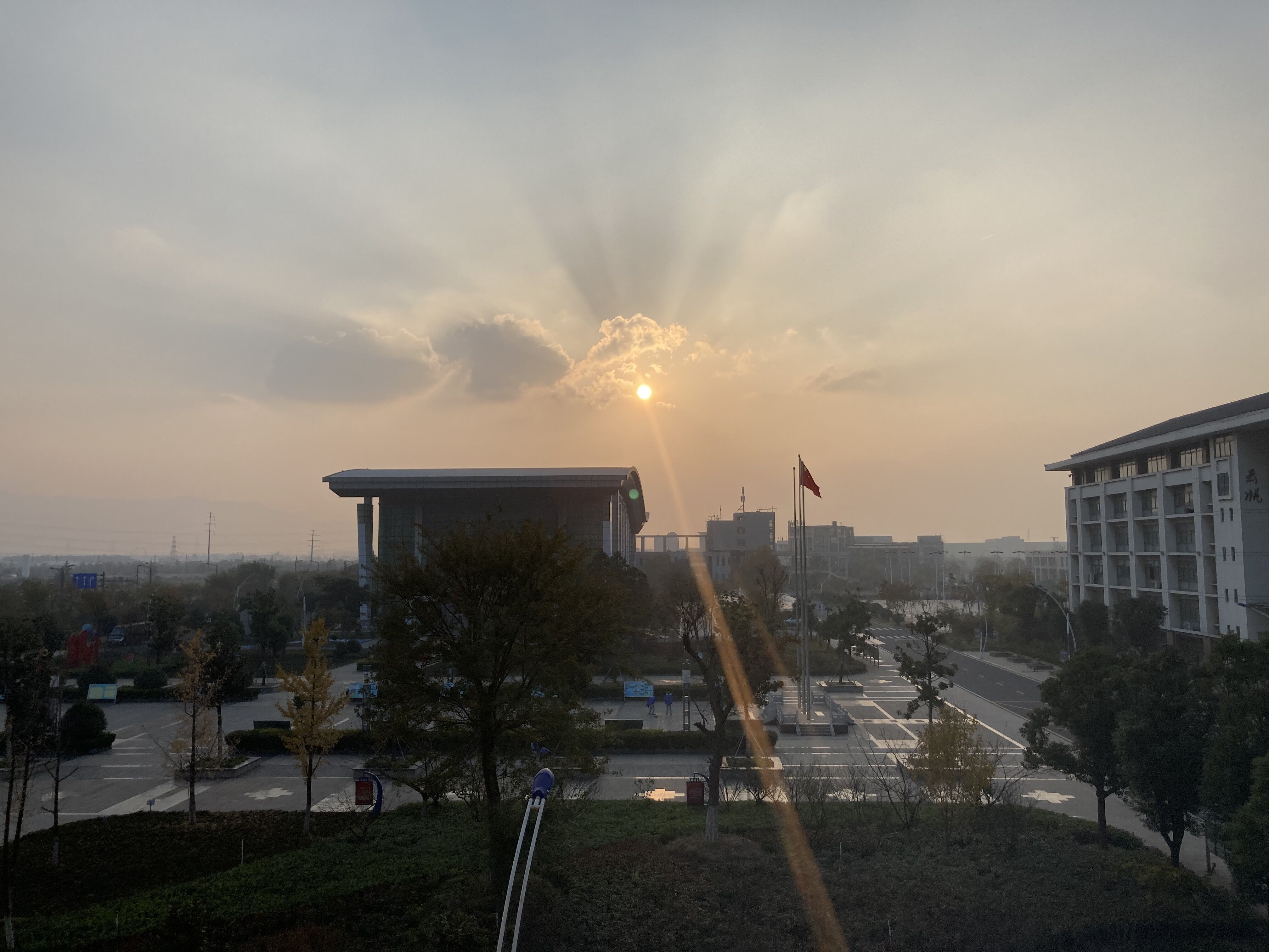 开学第80天：英语朗读批阅赏足球联赛负轻伤