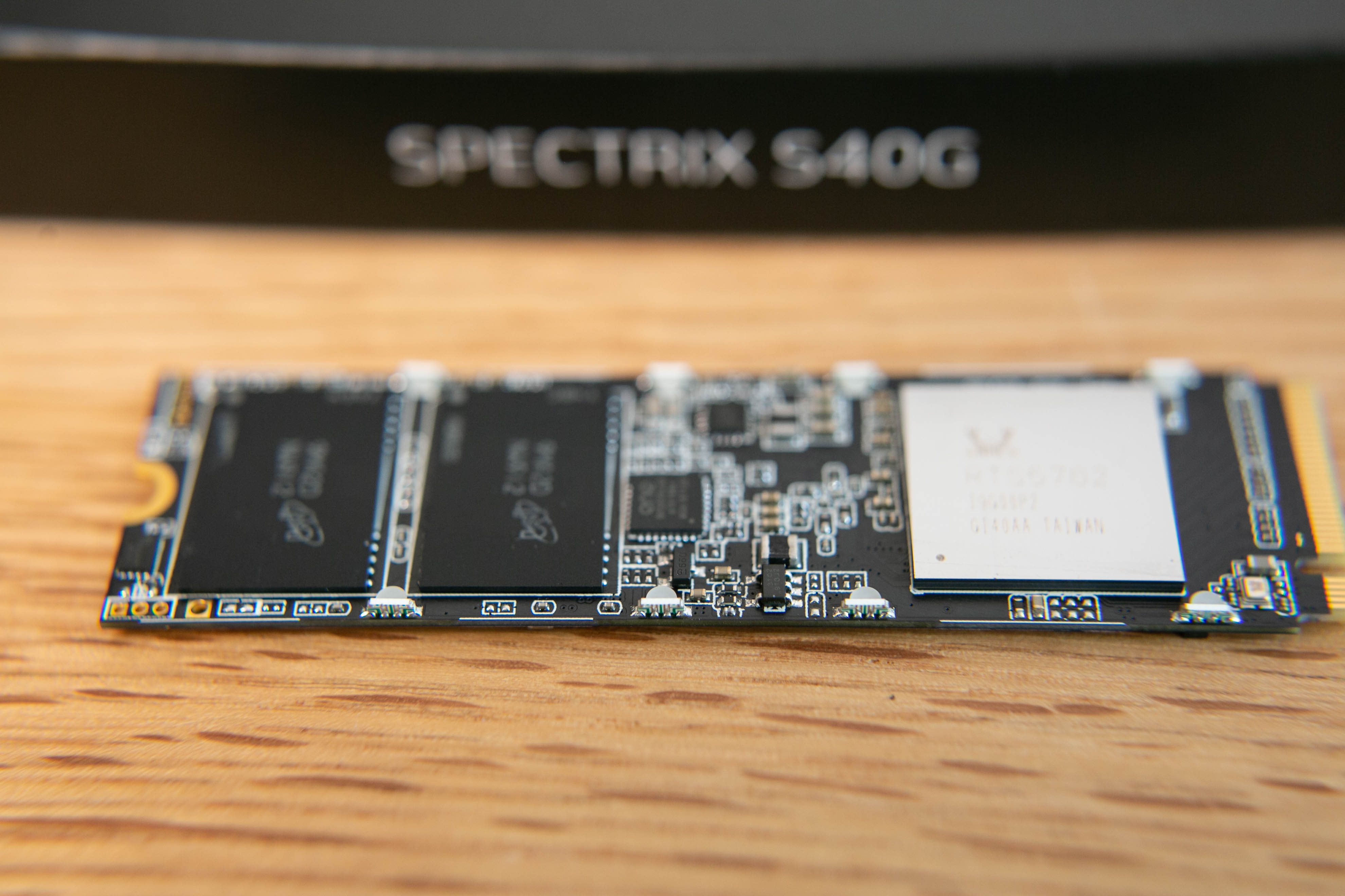 m.2固态硬盘有必要加散热马甲吗,m.2固态硬盘装散热片要撕掉标签吗