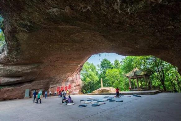 观棋烂柯成语故事,成语和烂柯有关的