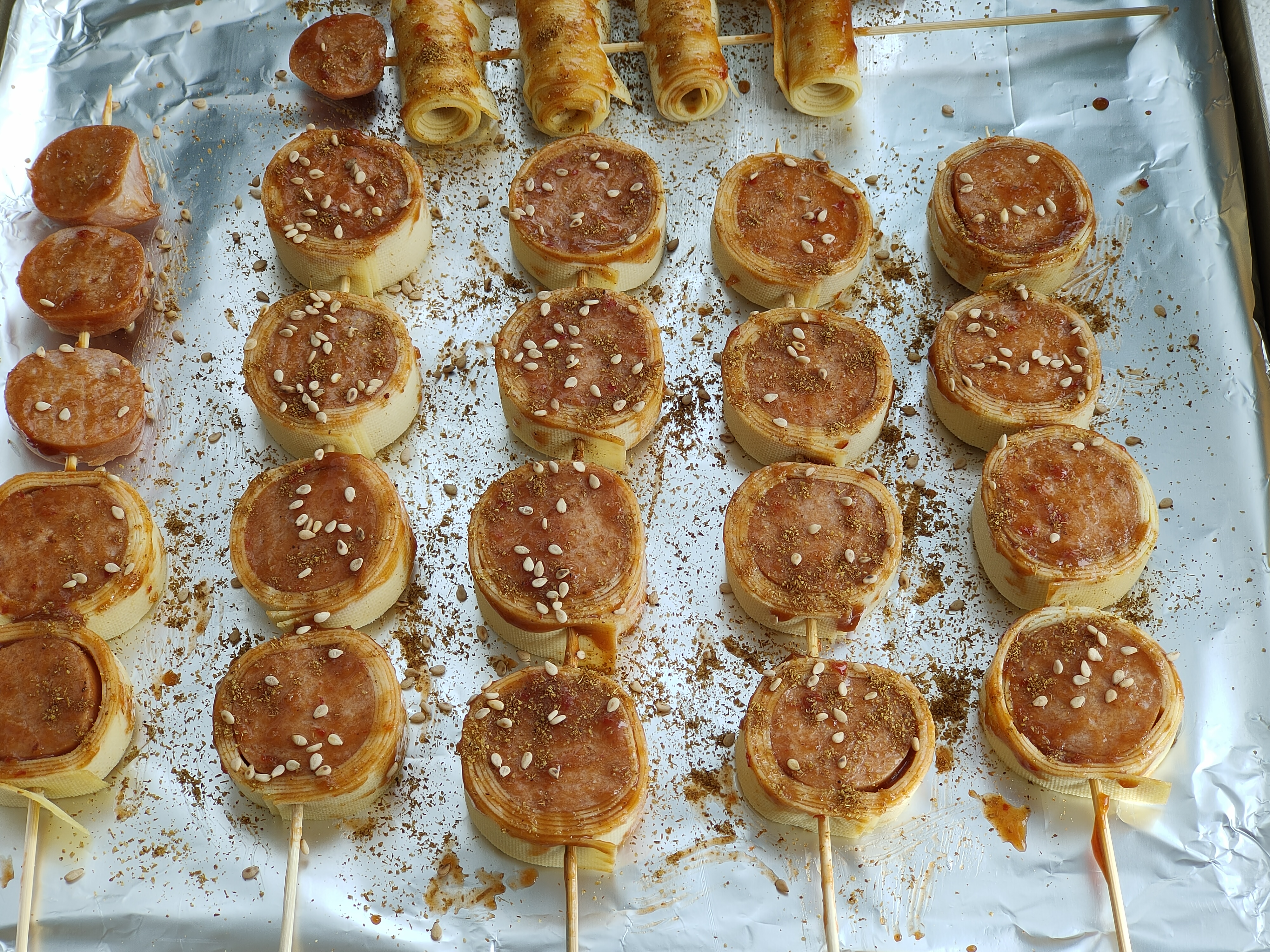 豆皮香肠卷私藏美食大分享,香肠豆卷的做法大全