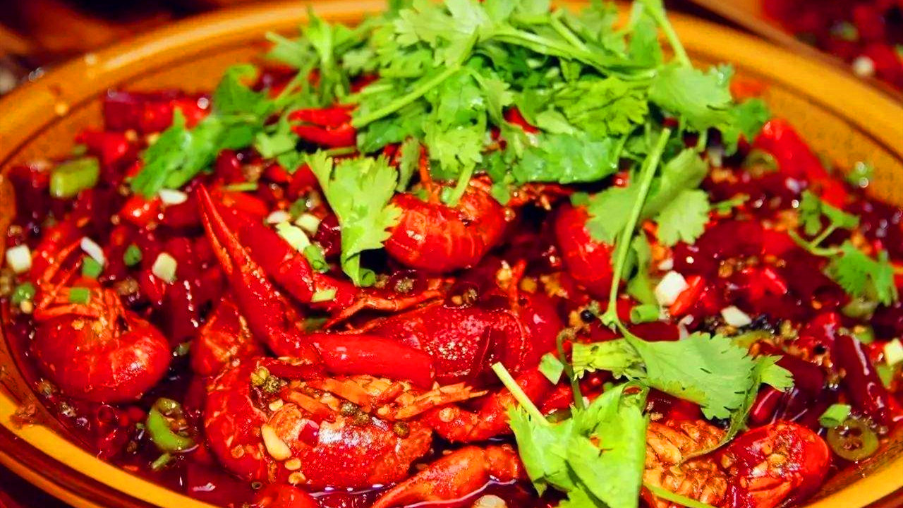 正宗潜江油焖小龙虾的做法,油焖小龙虾用什么油不会油腻