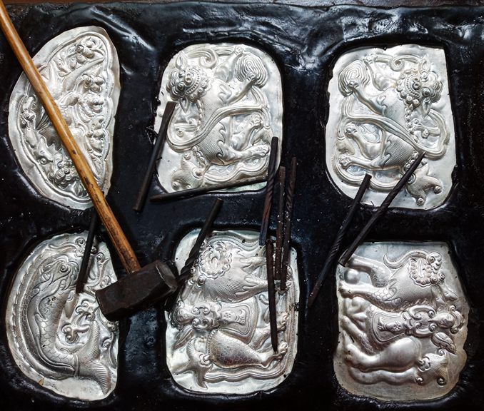 苗家少女银饰美在哪里,苗家麻料村