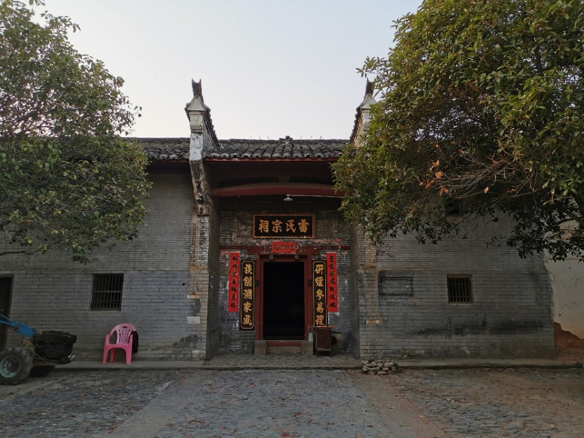 珠玑古巷在哪里,珠玑古巷怎样寻宗访祖