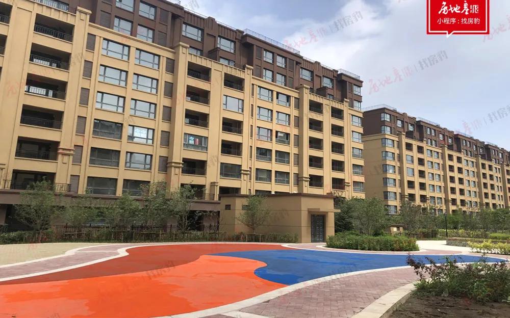 配套成熟的二手房与有规划的新房,有配套的房子