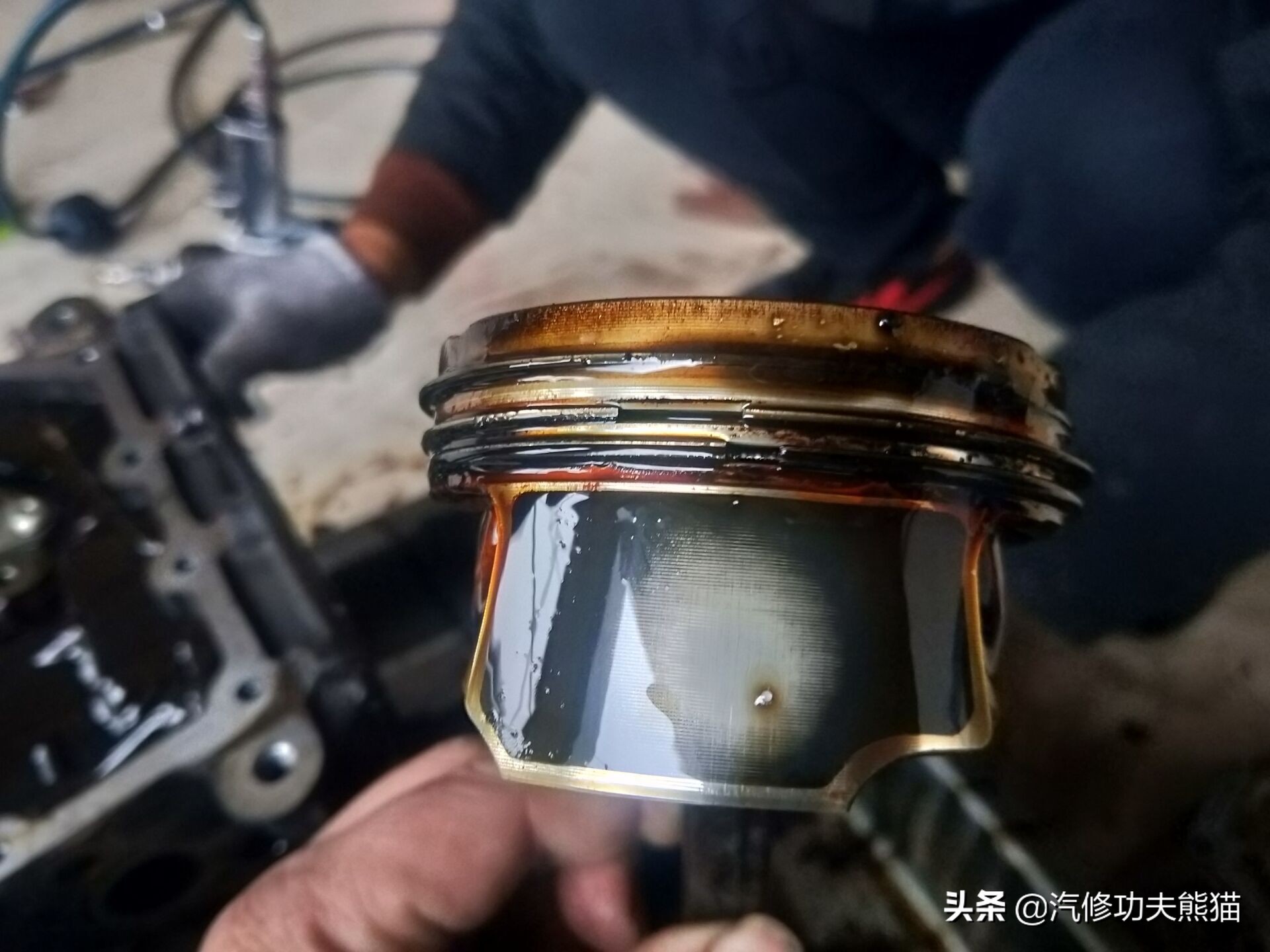 奥迪q3治理烧机油,奥迪q3烧机油多少公里正常