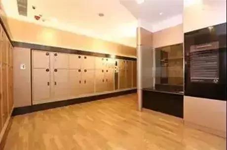 下了飞机的行李怎么才能到,下了飞机去哪里取行李