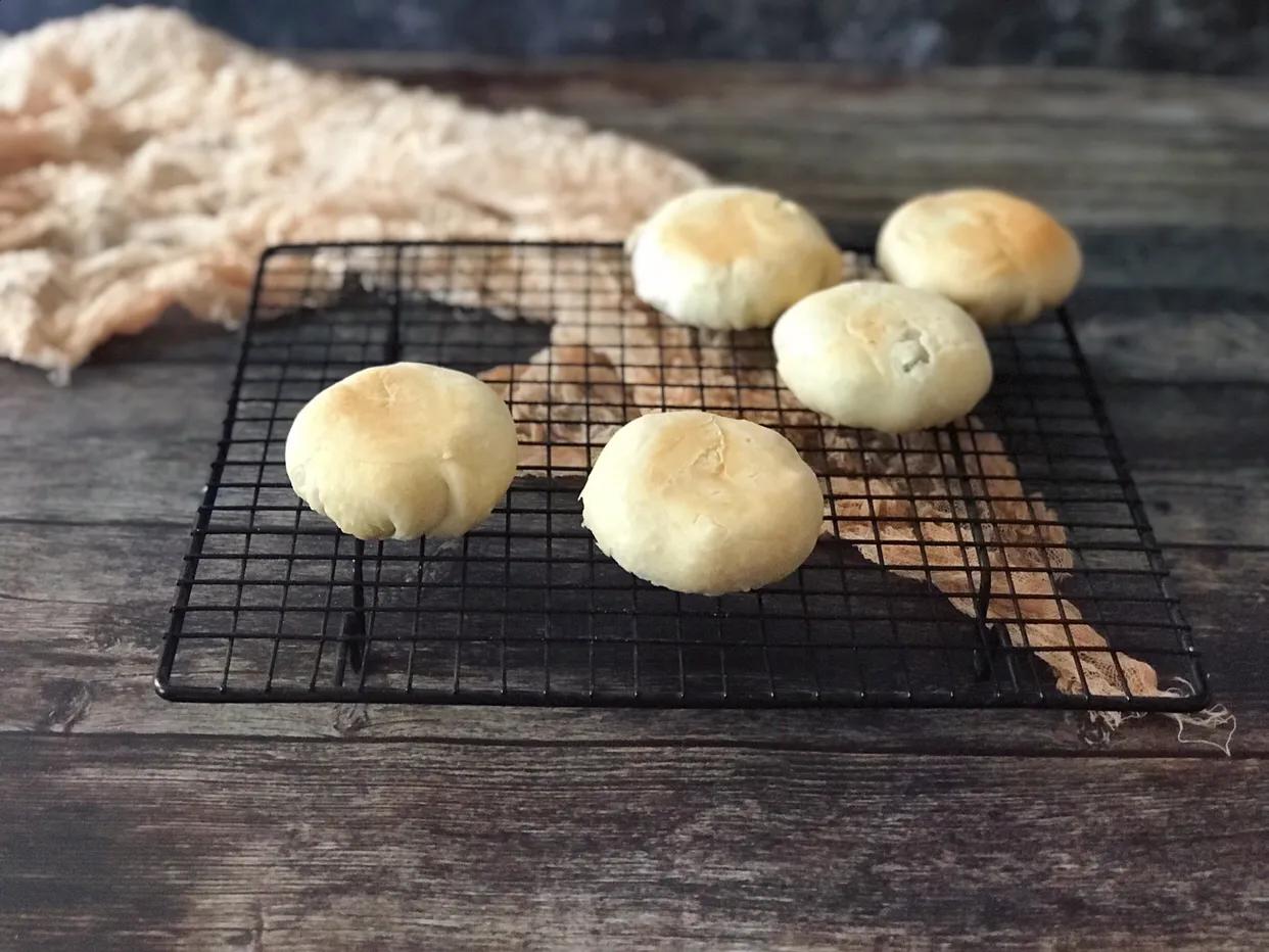 绿豆卷饼怎么做又软又好吃,绿豆红豆饼的制作方法视频