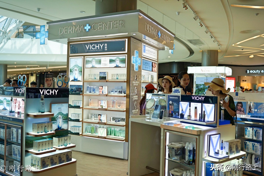 海南三亚国际免税城购物自提 (海南三亚免税城攻略)